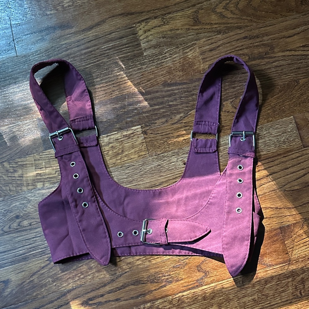 Burgundy Buckle Strap Crop Top / Accessories (alternative style)